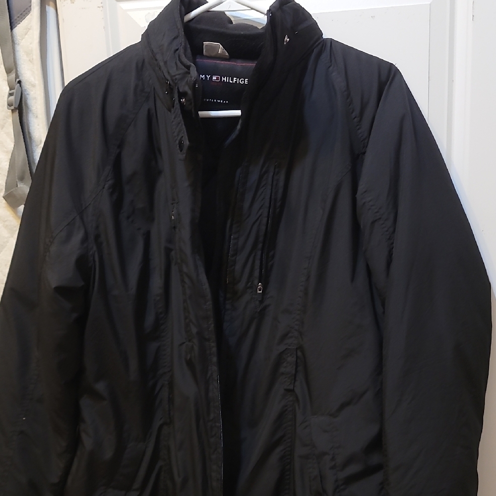 Tommy Hilfiger Black Performance Jacket Insulated Weather-Resistant